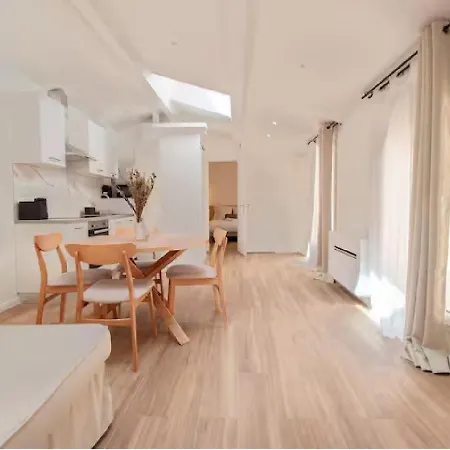 Magnifique Confortable & Renove Au Port De Apartmán